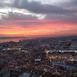 Panoramic Graça Duplex with Castle&River Views