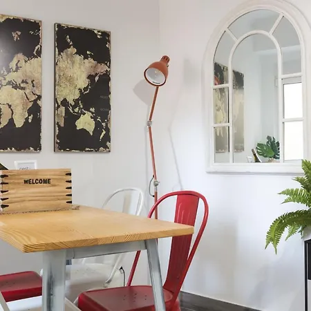 Magnificent Flat With Spectacular Views In Graca * Lisbon