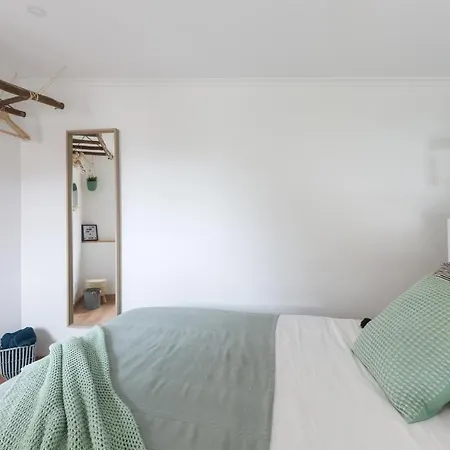 Magnificent Flat With Spectacular Views In Graca * Lisboa