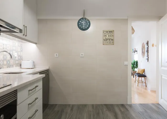 Magnificent Flat With Spectacular Views In Graca