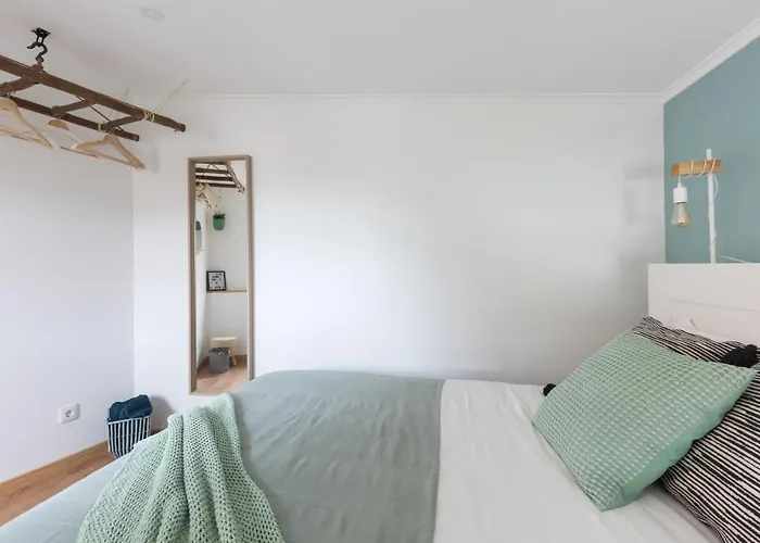 Magnificent Flat With Spectacular Views In Graca * リスボン