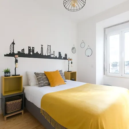 Panoramic Graca Duplex With Castle And River Views By Nestatlisbon Apartament *